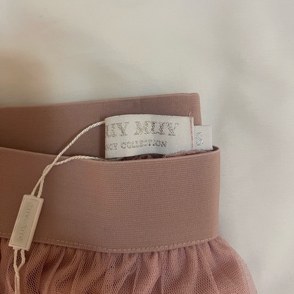 Pink Embellished Women's Skirt - Picture 3 of 4